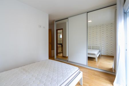 Apartamento para alugar com 106m², 3 quartos e 2 vagas Apartamento para alugar com 106m², 3 quartos e 2 vagasSuíte