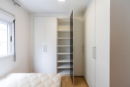 Apartamento para alugar com 106m², 3 quartos e 2 vagas Apartamento para alugar com 106m², 3 quartos e 2 vagasQuarto 1