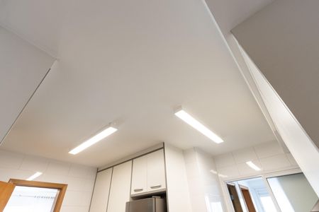 Apartamento para alugar com 106m², 3 quartos e 2 vagas Apartamento para alugar com 106m², 3 quartos e 2 vagasCozinha