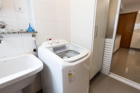 Apartamento para alugar com 106m², 3 quartos e 2 vagas Apartamento para alugar com 106m², 3 quartos e 2 vagasÁrea de Serviço