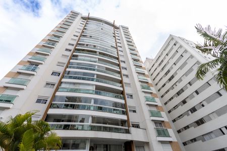 Apartamento para alugar com 106m², 3 quartos e 2 vagas Apartamento para alugar com 106m², 3 quartos e 2 vagasFachada