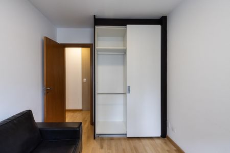 Apartamento para alugar com 106m², 3 quartos e 2 vagas Apartamento para alugar com 106m², 3 quartos e 2 vagasQuarto 2