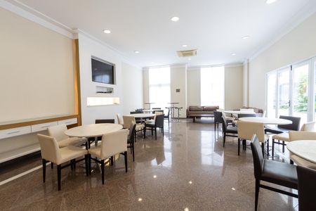 Apartamento para alugar com 106m², 3 quartos e 2 vagas Apartamento para alugar com 106m², 3 quartos e 2 vagasÁrea comum