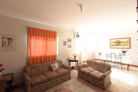 Apartamento à venda com 285m², 5 quartos e 3 vagasSala