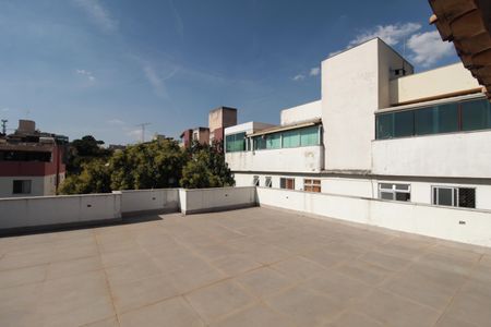 Apartamento à venda com 285m², 5 quartos e 3 vagasCobertura