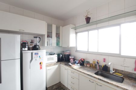 Apartamento à venda com 285m², 5 quartos e 3 vagasCozinha