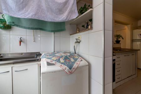 Apartamento à venda com 71m², 2 quartos e 1 vaga Apartamento à venda com 71m², 2 quartos e 1 vagaÁrea de Serviço