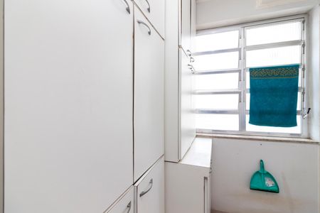 Apartamento à venda com 71m², 2 quartos e 1 vaga Apartamento à venda com 71m², 2 quartos e 1 vagaQuarto de Serviço