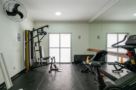 Apartamento para alugar com 110m², 2 quartos e 1 vaga Apartamento para alugar com 110m², 2 quartos e 1 vagaÁrea comum - Academia