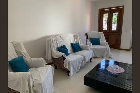 Casa à venda com 4 quartos, 215m² em São Francisco, Niterói