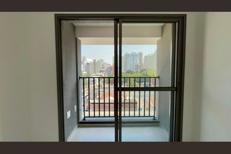 Apartamento para alugar com 26m², 1 quarto e 1 vaga Apartamento para alugar com 26m², 1 quarto e 1 vagaVaranda