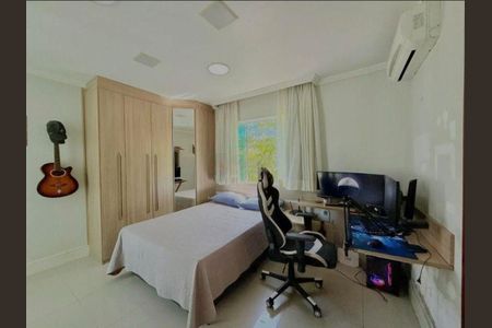 Casa à venda com 3 quartos, 219m² em Maria Paula, Niterói