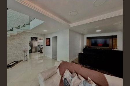 Casa à venda com 3 quartos, 219m² em Maria Paula, Niterói
