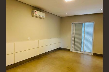 Casa à venda com 4 quartos, 300m² em Swiss Park, Campinas