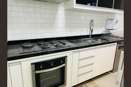 Casa à venda com 4 quartos, 300m² em Swiss Park, Campinas