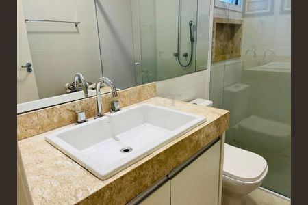 Casa à venda com 4 quartos, 300m² em Swiss Park, Campinas