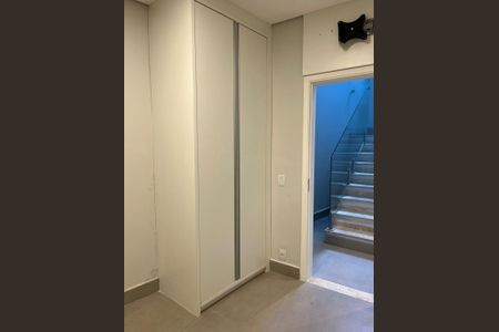 Casa à venda com 300m², 4 quartos e 2 vagas