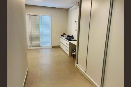 Casa à venda com 4 quartos, 300m² em Swiss Park, Campinas