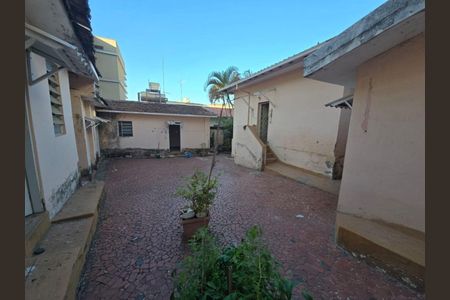 Casa à venda com 4 quartos, 240m² em Floresta, Belo Horizonte