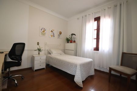 Casa à venda com 232m², 3 quartos e 4 vagasQuarto 1