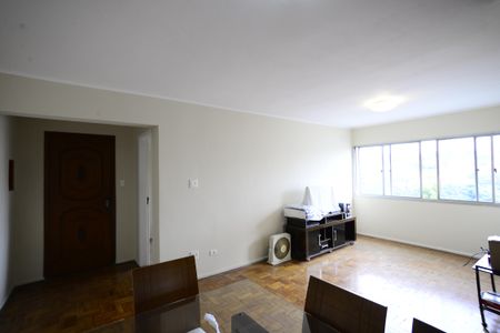 Sala de apartamento para alugar com 2 quartos, 70m² em Vila Monumento, São Paulo