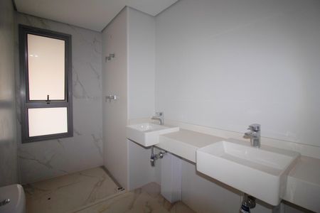 Apartamento à venda com 122m², 3 quartos e 2 vagasBanheiro da Suíte 1