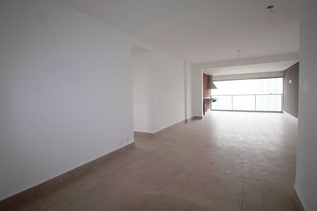 Apartamento à venda com 122m², 3 quartos e 2 vagasSuíte 1