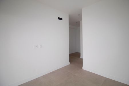 Apartamento à venda com 122m², 3 quartos e 2 vagasSuíte 1