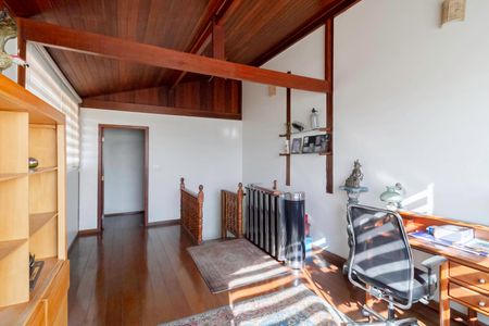 Casa à venda com 430m², 4 quartos e 6 vagasSala 4