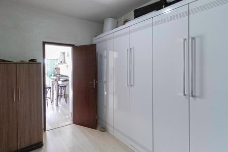 Casa à venda com 430m², 4 quartos e 6 vagasQuarto 2