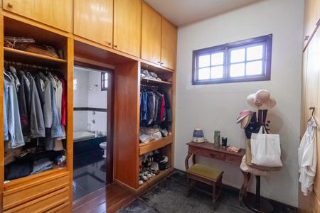 Closet da suíte de casa à venda com 4 quartos, 430m² em Parque Pedro Ii, Belo Horizonte