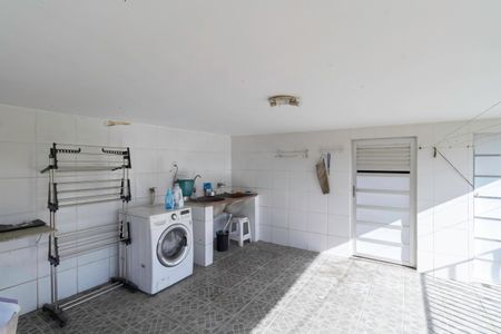 Casa à venda com 430m², 4 quartos e 6 vagasÁrea de Serviço