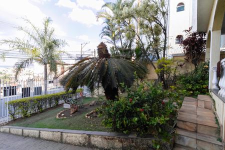 Casa à venda com 430m², 4 quartos e 6 vagasJardim