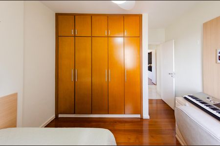 Apartamento à venda com 175m², 4 quartos e 3 vagasQuarto 3