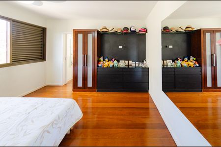 Apartamento à venda com 175m², 4 quartos e 3 vagasSuíte