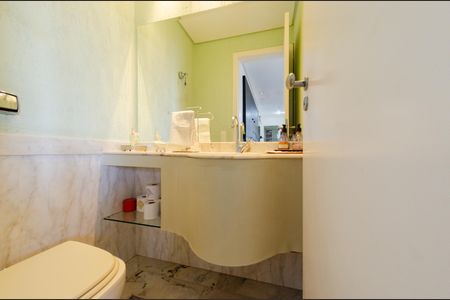 Apartamento à venda com 175m², 4 quartos e 3 vagasLavabo