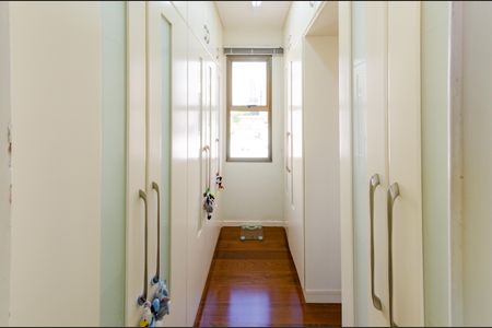 Apartamento à venda com 175m², 4 quartos e 3 vagasCloset suíte
