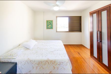 Apartamento à venda com 175m², 4 quartos e 3 vagasSuíte