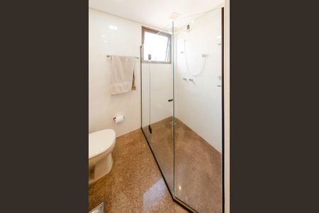 Apartamento à venda com 175m², 4 quartos e 3 vagasBanheiro Social