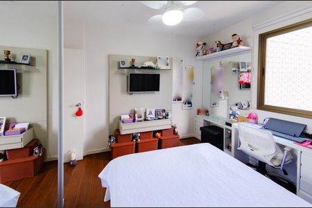 Apartamento à venda com 175m², 4 quartos e 3 vagasQuarto 1