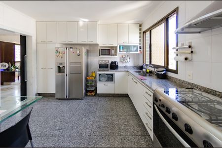 Apartamento à venda com 175m², 4 quartos e 3 vagasCozinha