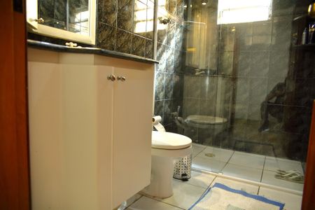 Casa à venda com 540m², 3 quartos e 1 vagaBanheiro Social casa 2