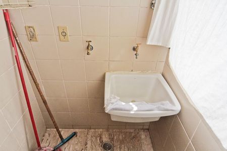 Apartamento à venda com 46m², 2 quartos e 1 vagaÁrea de Serviço