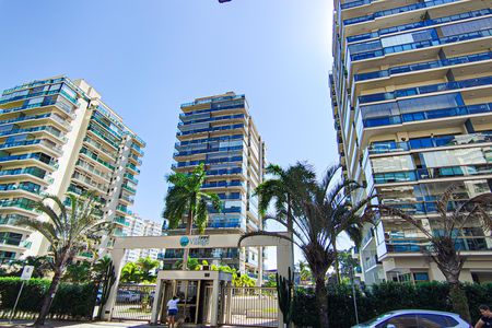 Apartamento para alugar com 83m², 2 quartos e 1 vagafachada