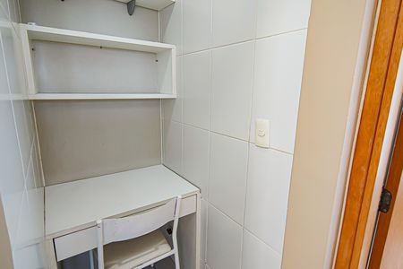 Apartamento para alugar com 83m², 2 quartos e 1 vagacorredor