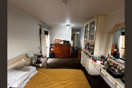 Apartamento à venda com 272m², 5 quartos e 5 vagasQuarto Suíte 3