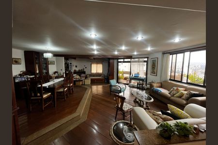 Apartamento à venda com 272m², 5 quartos e 5 vagasSala