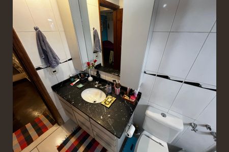 Apartamento à venda com 272m², 5 quartos e 5 vagasBanheiro da Suíte 2