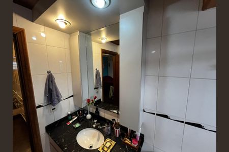 Apartamento à venda com 272m², 5 quartos e 5 vagasBanheiro da Suíte 2