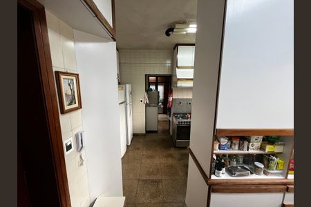 Apartamento à venda com 272m², 5 quartos e 5 vagasCozinha